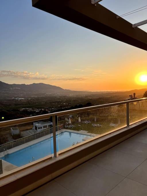 לה קאלה דה מיחאס Luxury Penthouse With Sea View In La Cala Golf Resort מראה חיצוני תמונה