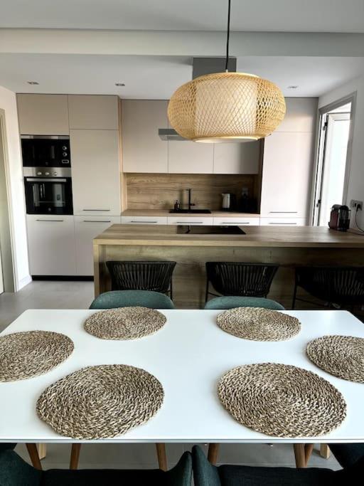 לה קאלה דה מיחאס Luxury Penthouse With Sea View In La Cala Golf Resort מראה חיצוני תמונה