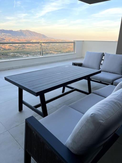 לה קאלה דה מיחאס Luxury Penthouse With Sea View In La Cala Golf Resort מראה חיצוני תמונה